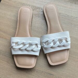 A New Day White and Tan Chain-Link Slide Sandals